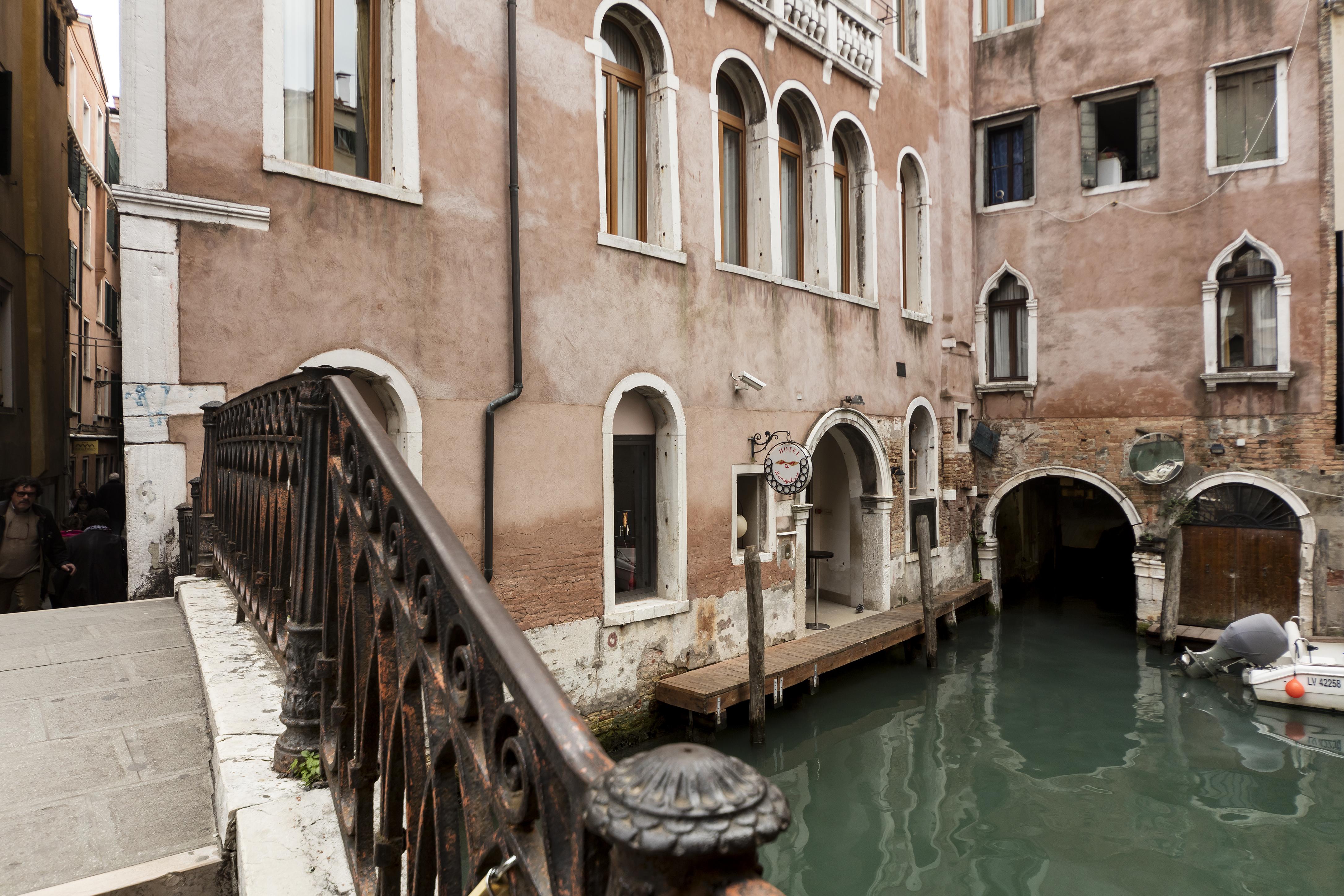 All'Angelo Art Hotel Venice Luaran gambar